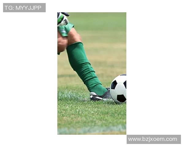 足球明星卡通形象壁纸精选让你的手机桌面充满活力与激情