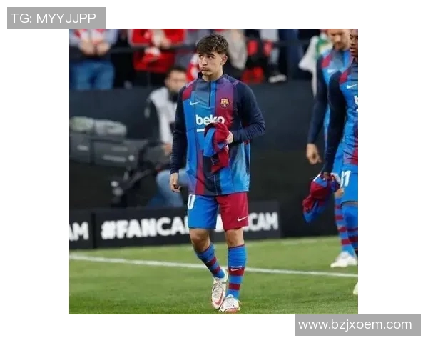 足球场上的颜值盛宴明星球员的魅力与风采全解析