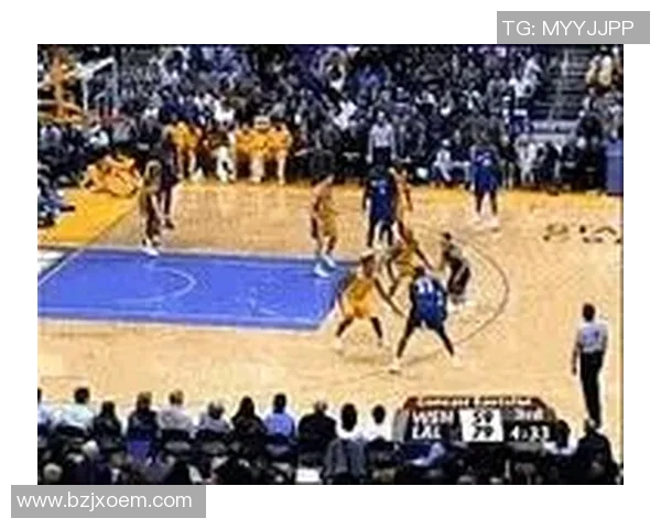 NBA资讯虎扑滚动全方位解读最新赛事动态与球员表现分析